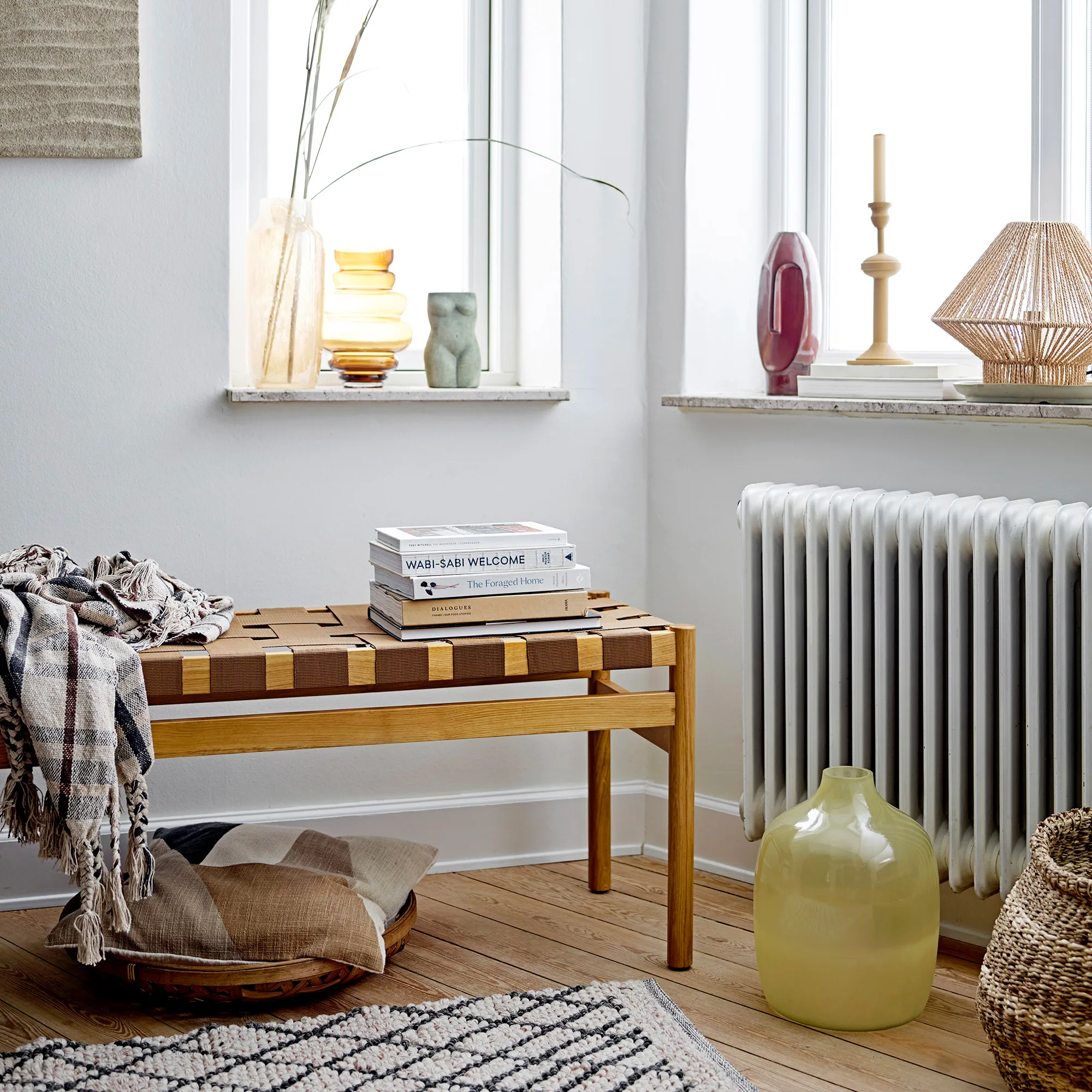 Bloomingville Idima Glasvase 30cm 4 Bloomingville Idima Glasvase 30cm – Bild 2