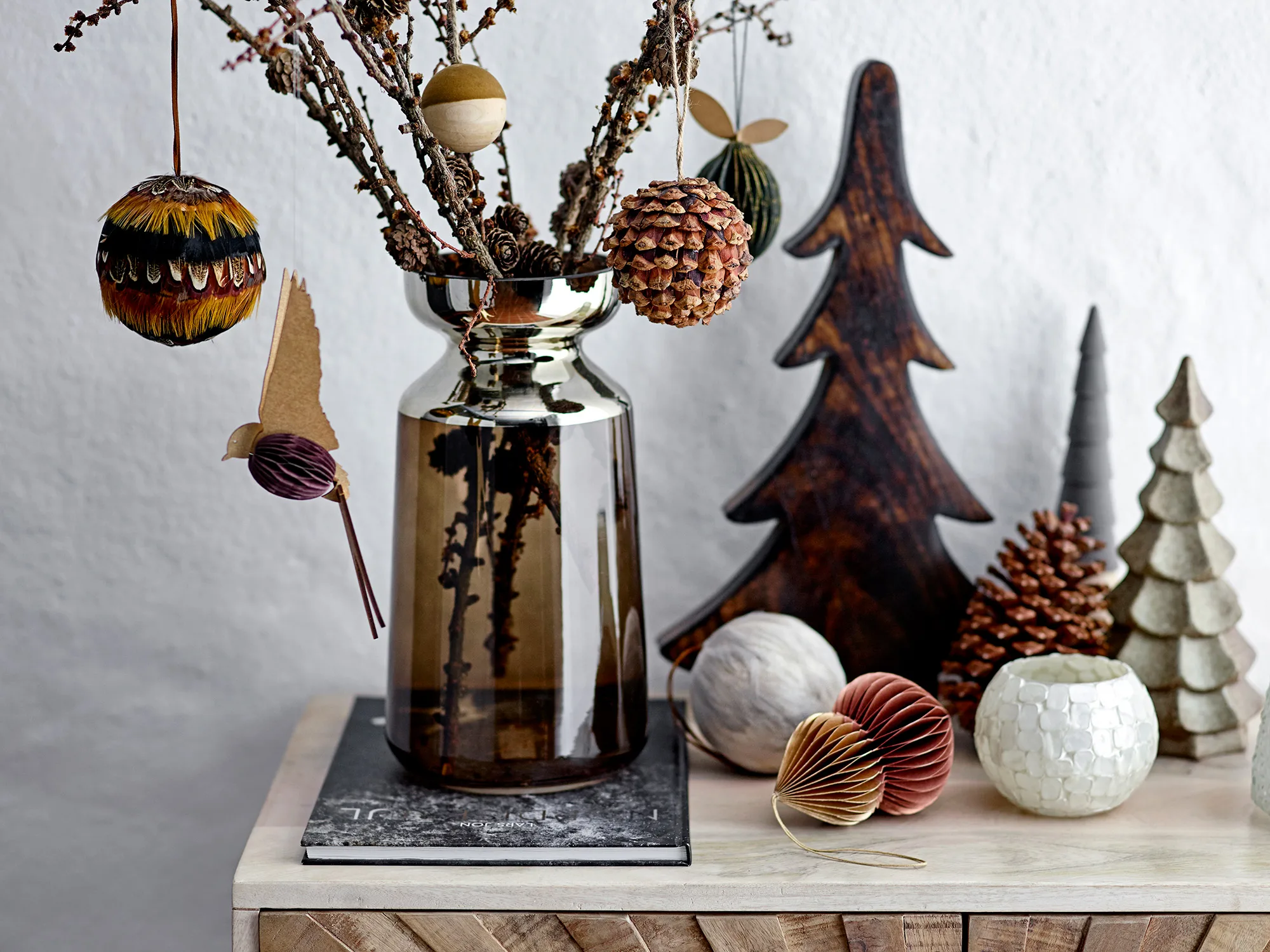 Bloomingville Misba Weihnachtskugel Ø9cm 4 Teile 6 Bloomingville Misba Weihnachtskugel Ø9cm 4 Teile – Bild 4