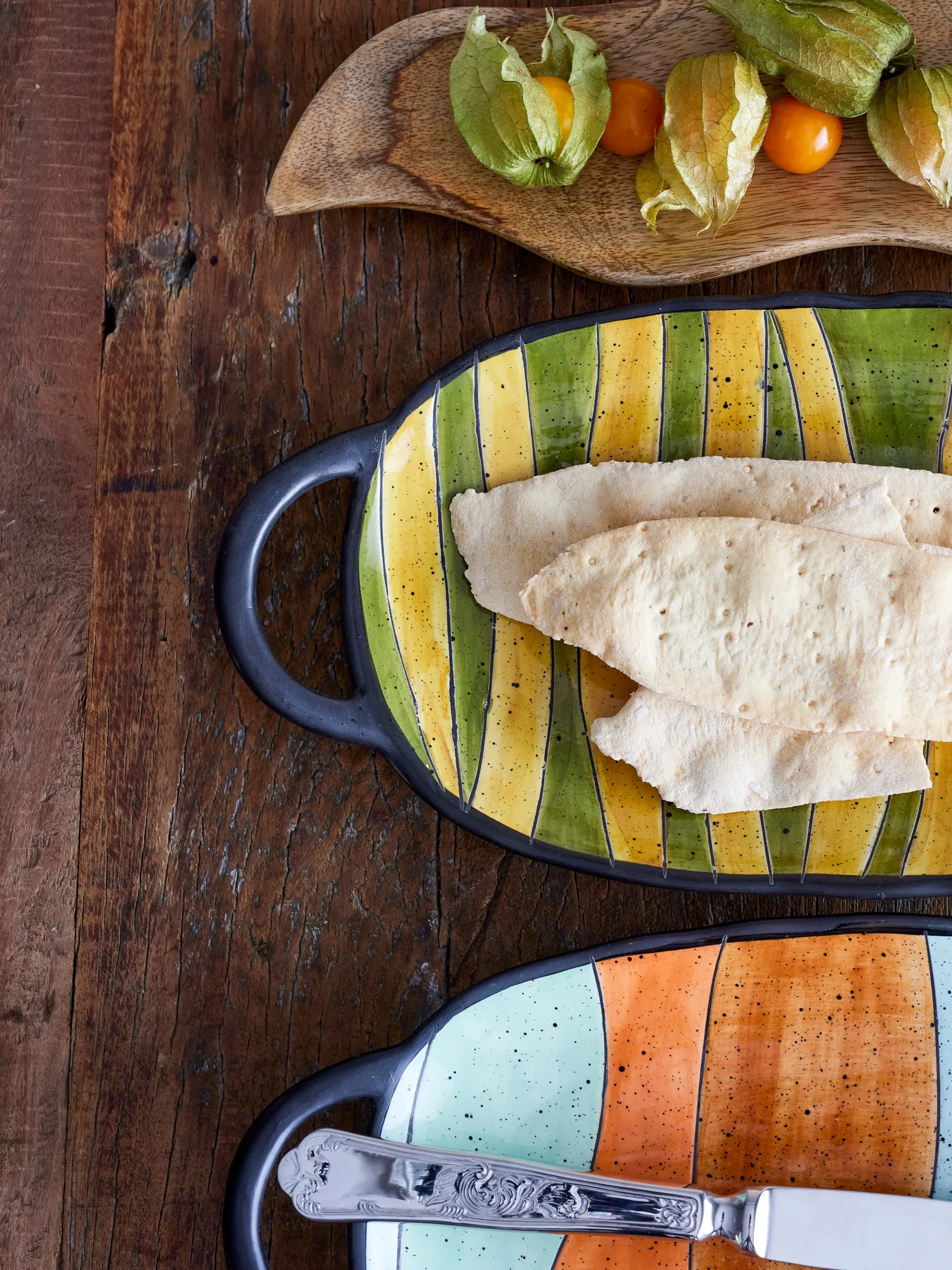 Bloomingville Lilie Servierteller Mit Henkel 15 X 32,5cm 5 Bloomingville Lilie Servierteller Mit Henkel 15 X 32,5cm – Bild 3