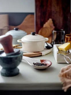 Bloomingville Banou Mörser Ø10cm -Bloomingville Verkäufe 576759 01 40 EnvironmentImage 5e6577db2f